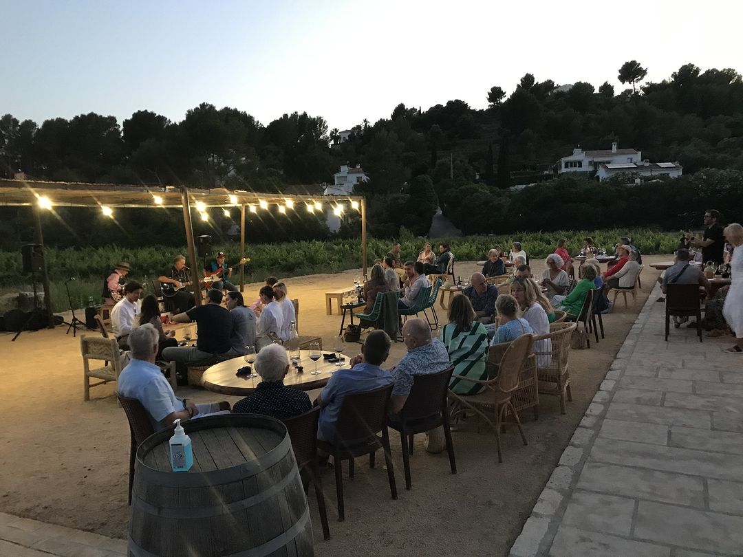 Live Music and Wine Alicante || 13th July